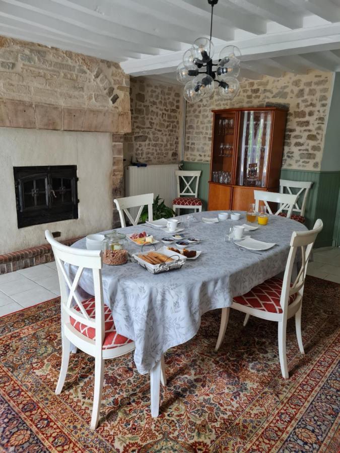 Domaine De La Cour Vautier Bed & Breakfast Mandeville-en-Bessin Bagian luar foto