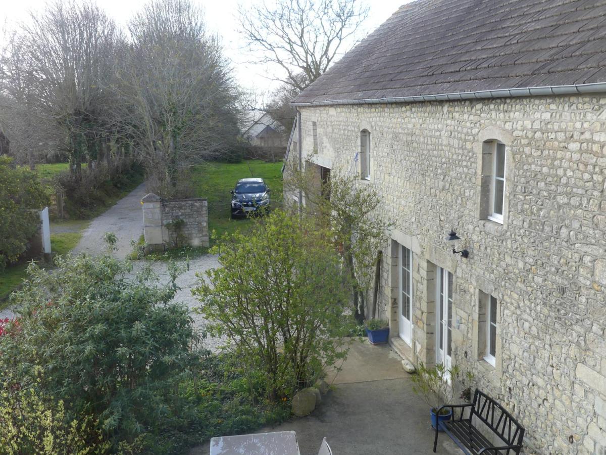 Domaine De La Cour Vautier Bed & Breakfast Mandeville-en-Bessin Bagian luar foto