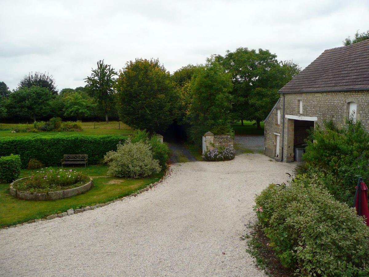 Domaine De La Cour Vautier Bed & Breakfast Mandeville-en-Bessin Bagian luar foto